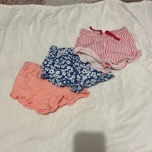 H&M Set of Three Baby Girl Ruffle Shorts